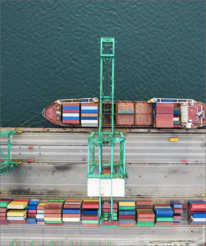 aerial-photography-container-terminal